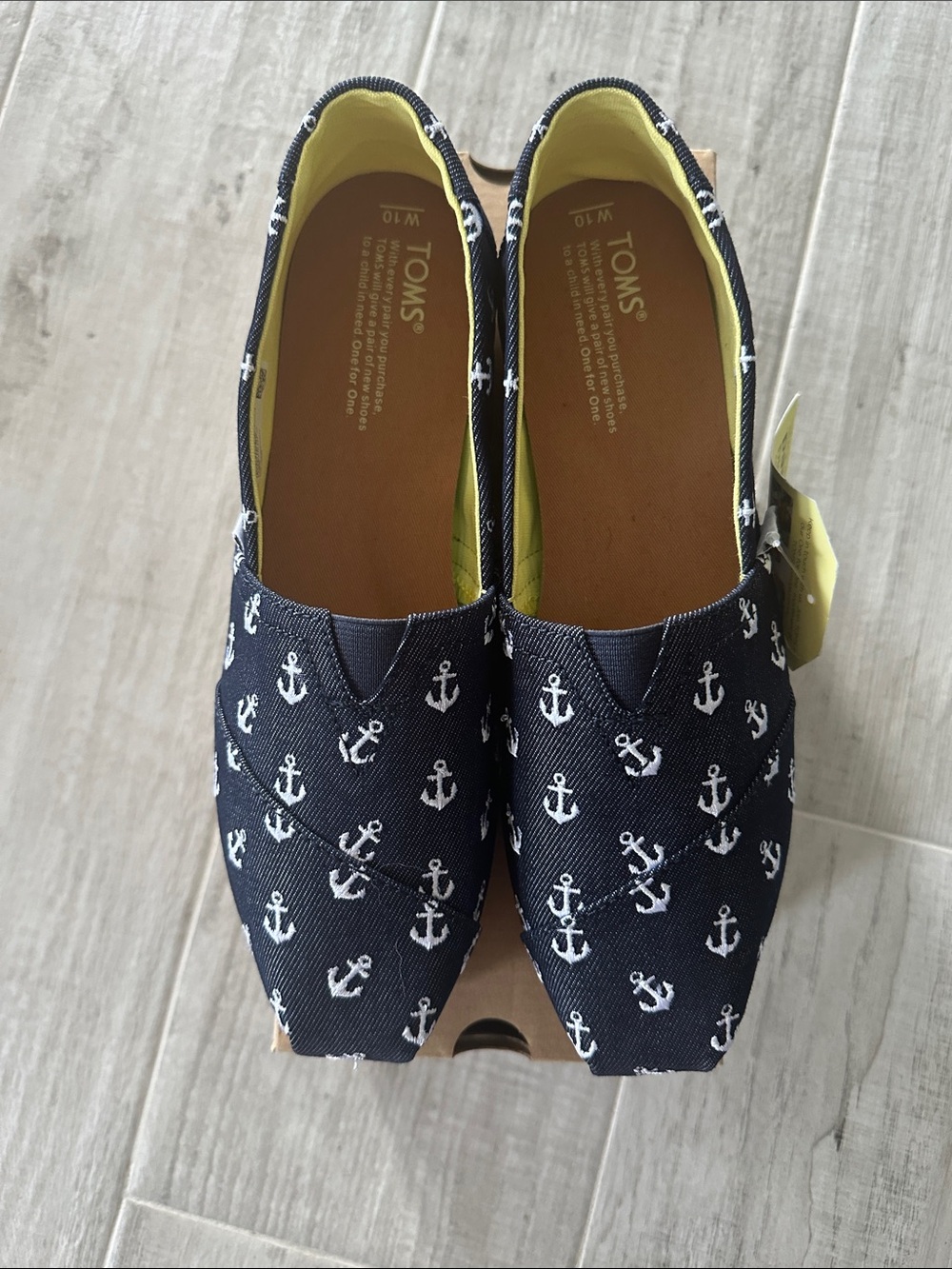 Toms Navy Canvas Slip-On with White Anchor Pattern - Picture 2 of 6